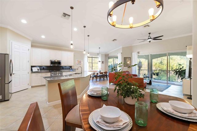 118 BELLA VISTA TERRACE 7C, North Venice, FL 34275