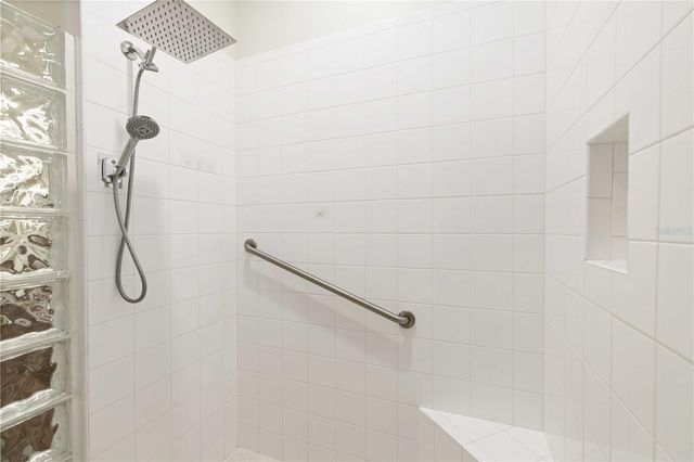 118 BELLA VISTA TERRACE 7C, North Venice, FL 34275