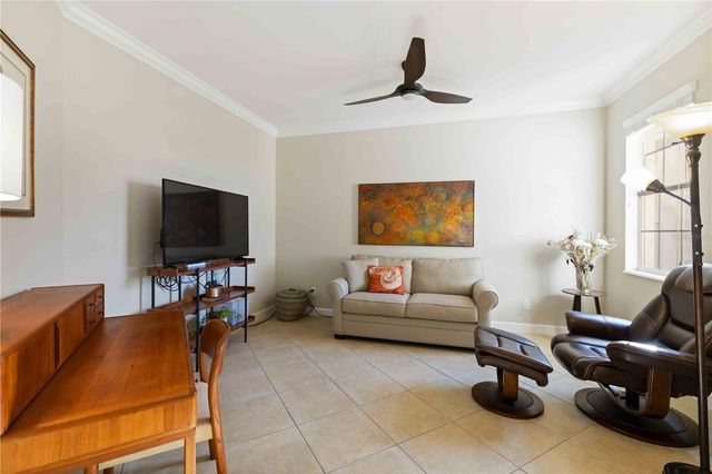 118 BELLA VISTA TERRACE 7C, North Venice, FL 34275