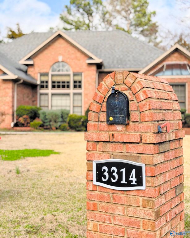 3314 Loggers Place, Decatur, AL 35603