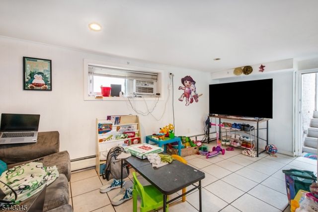 1730 41St St, North Bergen Twp., NJ 07047