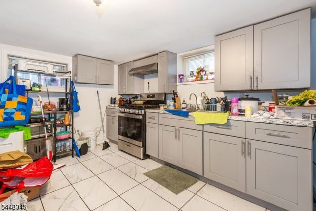 1730 41St St, North Bergen Twp., NJ 07047
