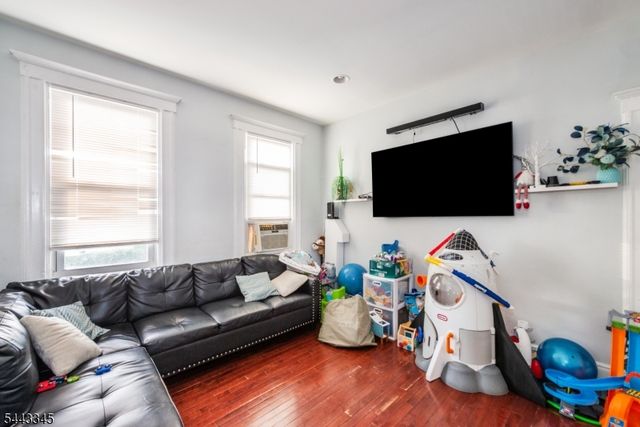 1730 41St St, North Bergen Twp., NJ 07047