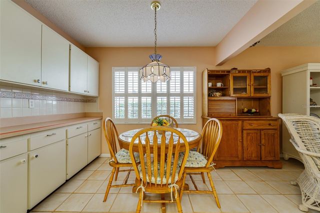 9026 37TH STREET N 6, Pinellas Park, FL 33782