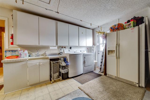 9026 37TH STREET N 6, Pinellas Park, FL 33782