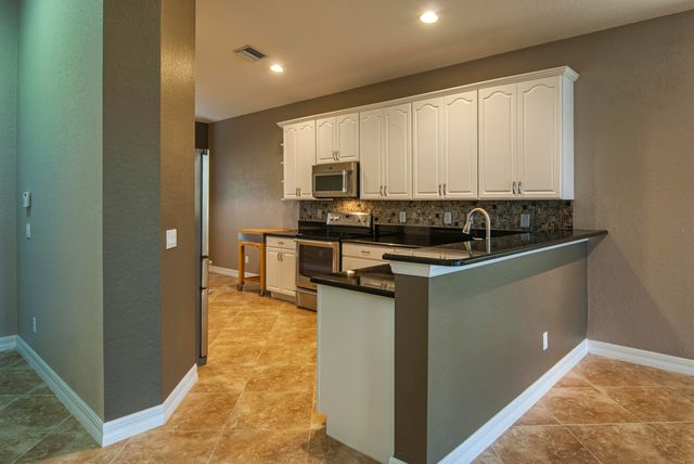 5534 57th Way, Vero Beach, FL 32967