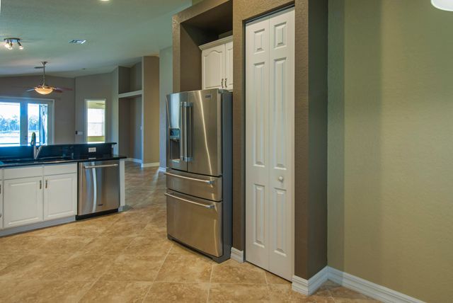 5534 57th Way, Vero Beach, FL 32967