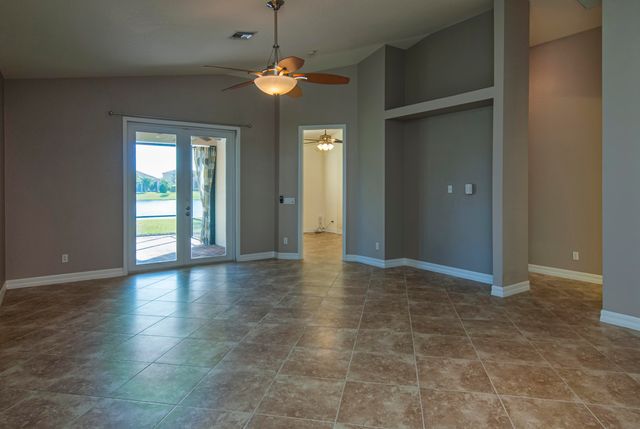 5534 57th Way, Vero Beach, FL 32967