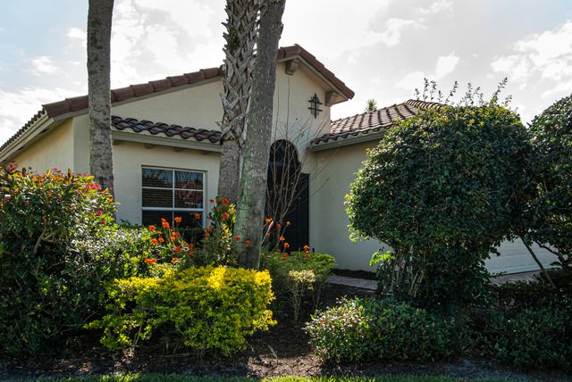 5534 57th Way, Vero Beach, FL 32967