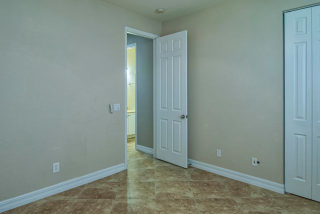 5534 57th Way, Vero Beach, FL 32967