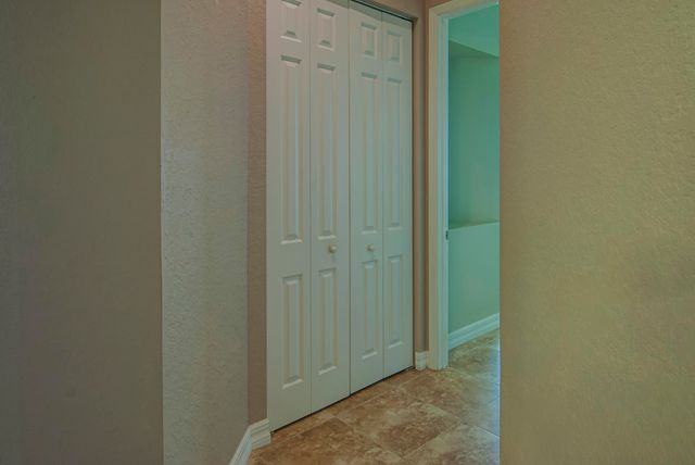 5534 57th Way, Vero Beach, FL 32967