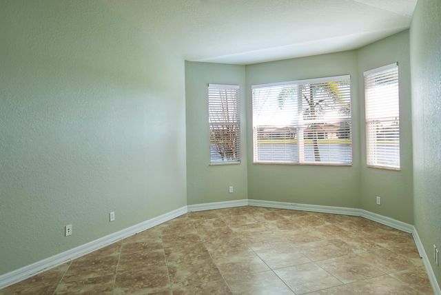 5534 57th Way, Vero Beach, FL 32967