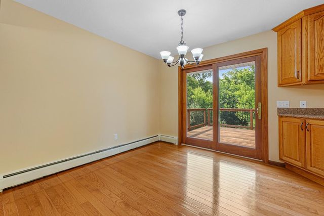 1270 Aldrich Way, Faribault, MN 55021