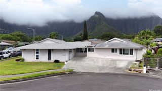 46-353 Kahuhipa Street, Kaneohe, HI 96744