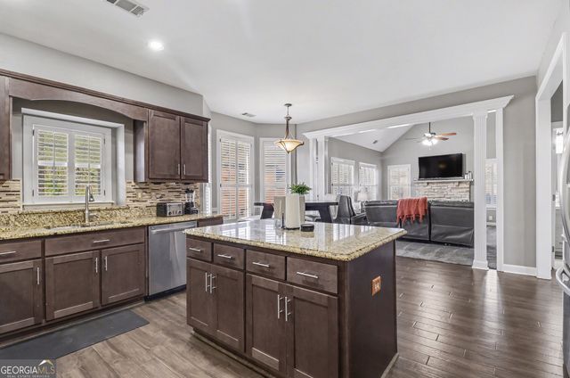 231 Sunset Hills Drive, Norcross, GA 30071