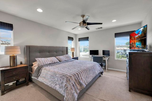 8610 Sage Shadow Dr, Lakeside, CA 92040