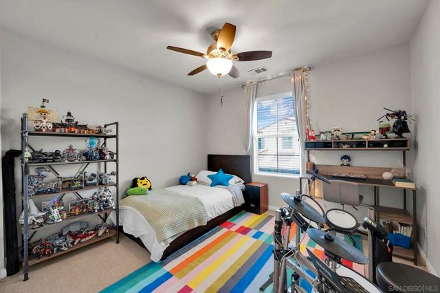 8610 Sage Shadow Dr, Lakeside, CA 92040