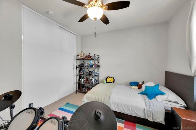 8610 Sage Shadow Dr, Lakeside, CA 92040