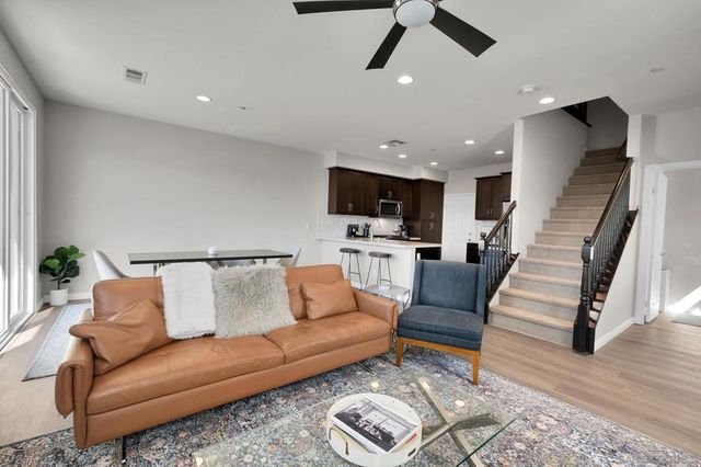 8610 Sage Shadow Dr, Lakeside, CA 92040