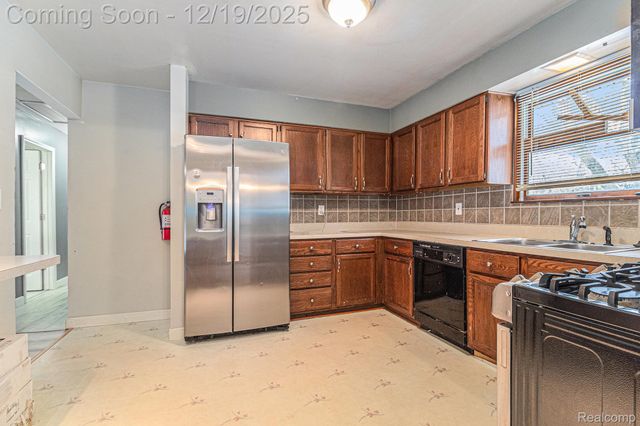 6191 Rawsonville Road, Van Buren Charter Township, MI 48111