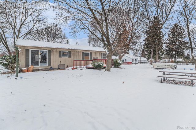 6191 Rawsonville Road, Van Buren Charter Township, MI 48111