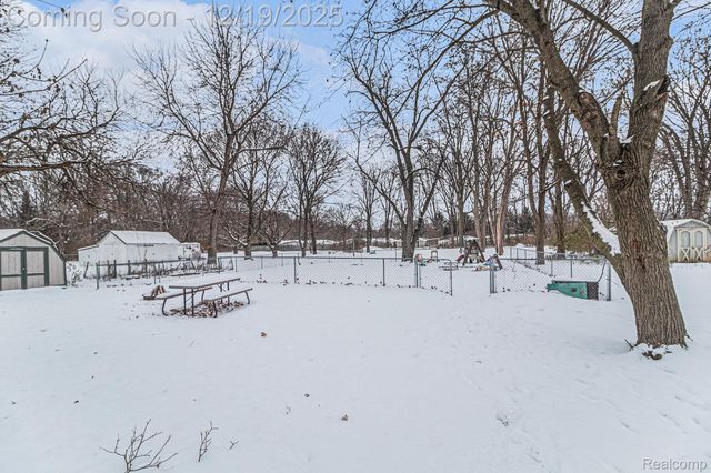 6191 Rawsonville Road, Van Buren Charter Township, MI 48111