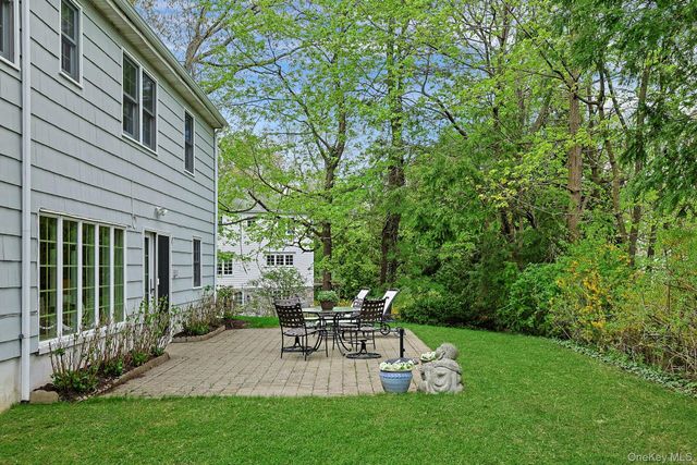 156 Rock Creek Lane, Scarsdale, NY 10583
