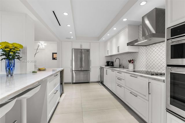 9801 Collins Ave 5R, Bal Harbour, FL 33154