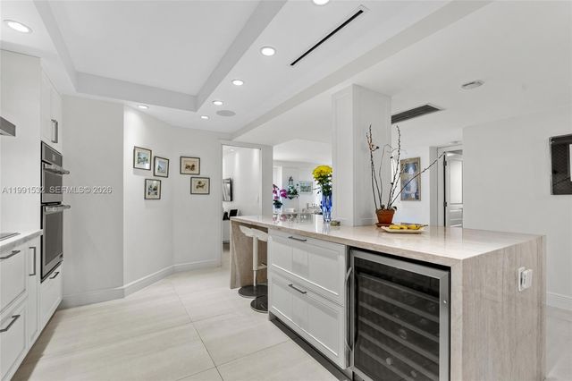 9801 Collins Ave 5R, Bal Harbour, FL 33154