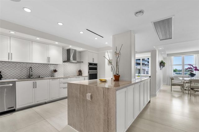 9801 Collins Ave 5R, Bal Harbour, FL 33154