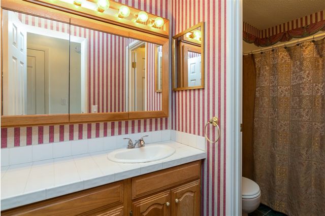 873 Cliffs Drive 105, Ypsilanti, MI 48198