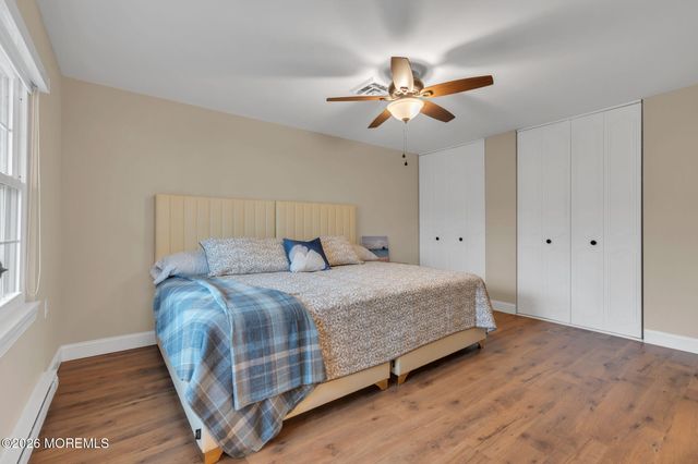 598B Lake Point Drive, Lakewood, NJ 08701