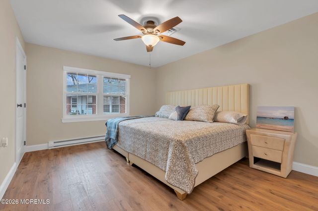 598B Lake Point Drive, Lakewood, NJ 08701