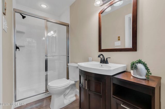 598B Lake Point Drive, Lakewood, NJ 08701