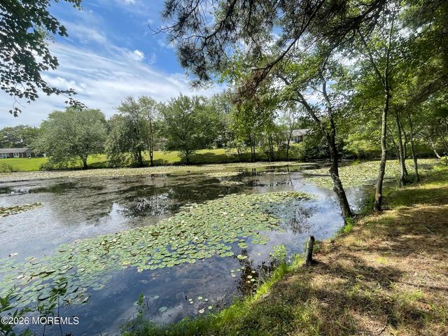 598B Lake Point Drive, Lakewood, NJ 08701