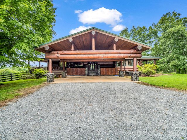 1054 Rainbow Rapids Road, Rutherfordton, NC 28139