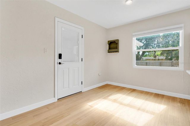 2105 S PALMETTO AVENUE, Sanford, FL 32771