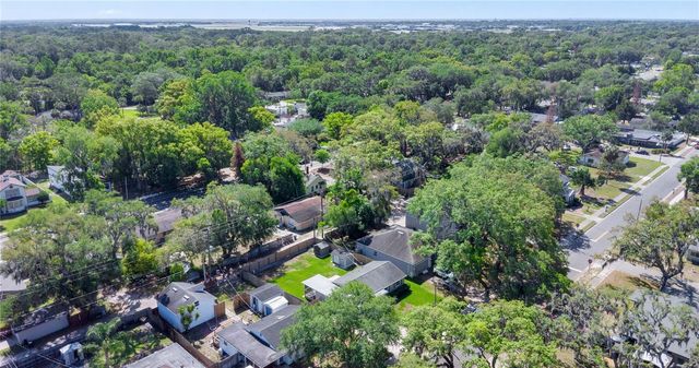 2105 S PALMETTO AVENUE, Sanford, FL 32771