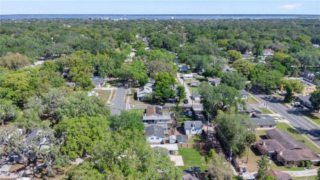 2105 S PALMETTO AVENUE, Sanford, FL 32771