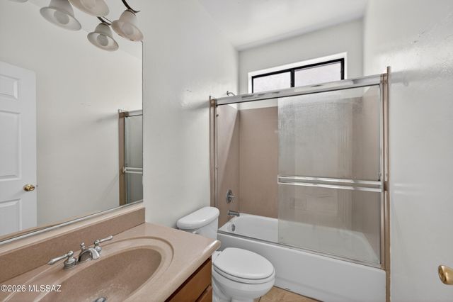 451 E Placita Costana, Sahuarita, AZ 85629