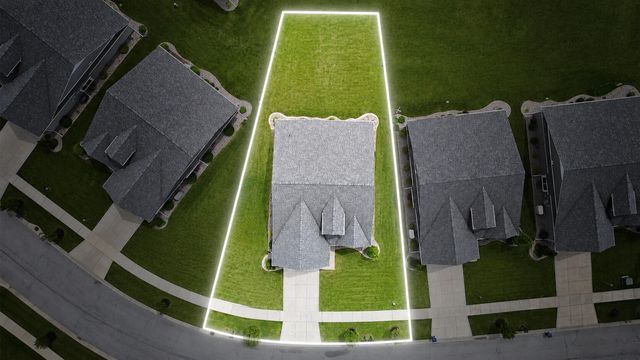 14231 Onyx Way, Dyer, IN 46311