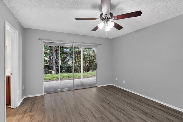 26430 SLEEPY HOLLOW STREET, Mount Plymouth, FL 32776