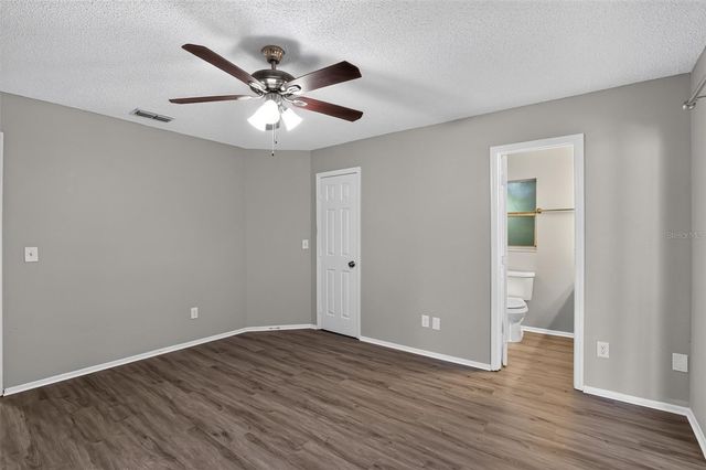 26430 SLEEPY HOLLOW STREET, Mount Plymouth, FL 32776