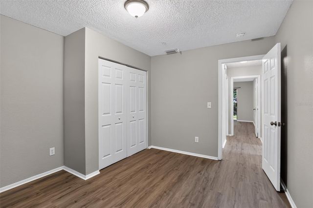 26430 SLEEPY HOLLOW STREET, Mount Plymouth, FL 32776