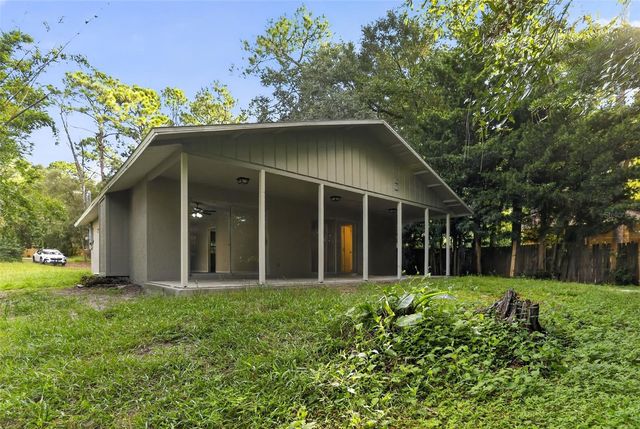 26430 SLEEPY HOLLOW STREET, Mount Plymouth, FL 32776