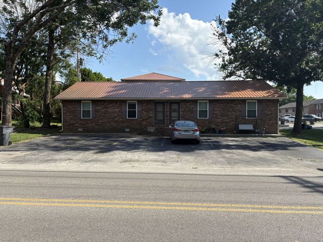 155 E Jere Whitson Rd, Cookeville, TN 38501