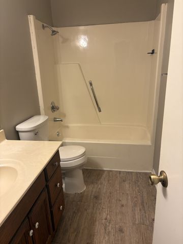 155 E Jere Whitson Rd, Cookeville, TN 38501