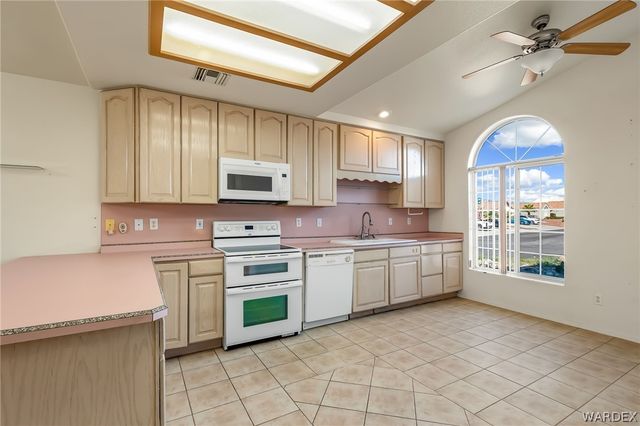 2336 Shadow Canyon Drive, Bullhead City, AZ 86442