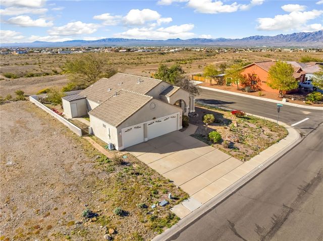 2336 Shadow Canyon Drive, Bullhead City, AZ 86442
