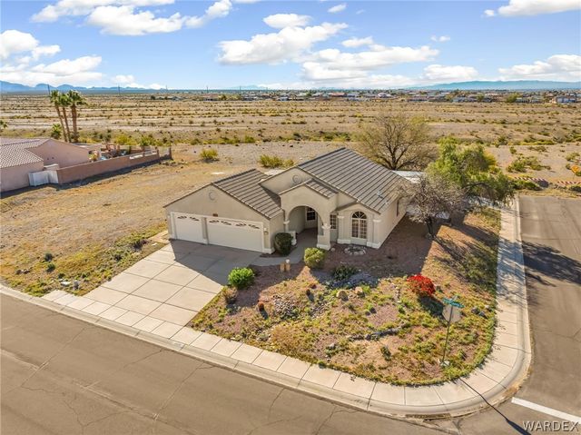 2336 Shadow Canyon Drive, Bullhead City, AZ 86442